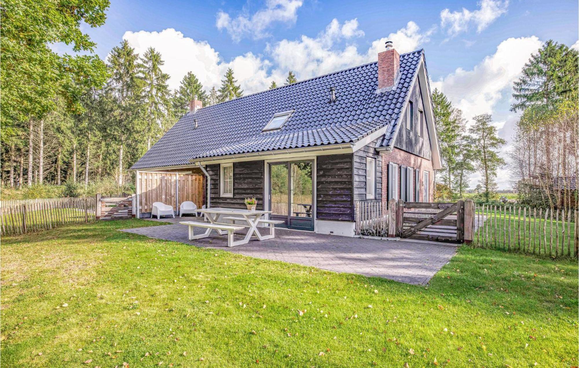 Amazing Home In Rijssen With Wifi Eksteriør billede